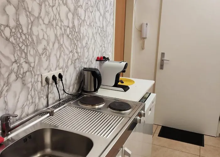 The Small Nest Apartment *
